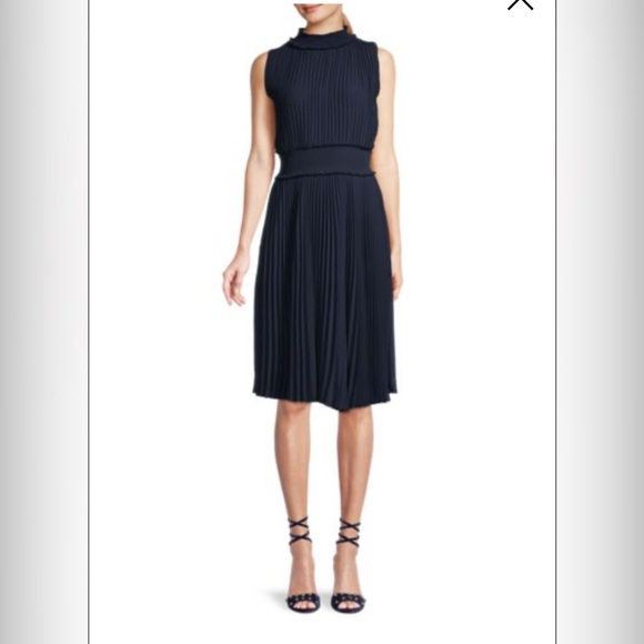 Nanette Lepore Sz 8 pleated and smocked midi dress - Picture 7 of 8